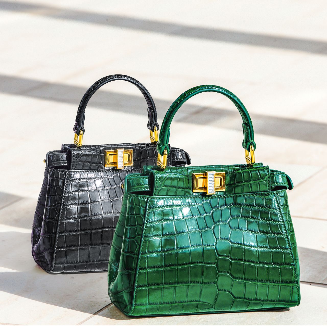 The Art of Drawing Readers In: Your attractive post title goes here Elevate your style with these exquisite green and black crocodile pattern handbags, perfect for a luxury fashion statement.